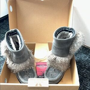 Manitobah Gray Fur-Lined Boots